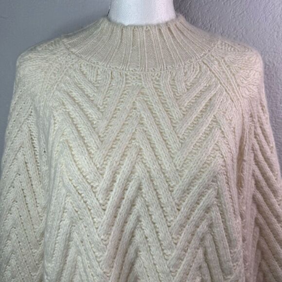 New! Sincerely Jules Off White Pull-On High Neck Soft Women’s Sweater Sz M - Picture 4 of 11